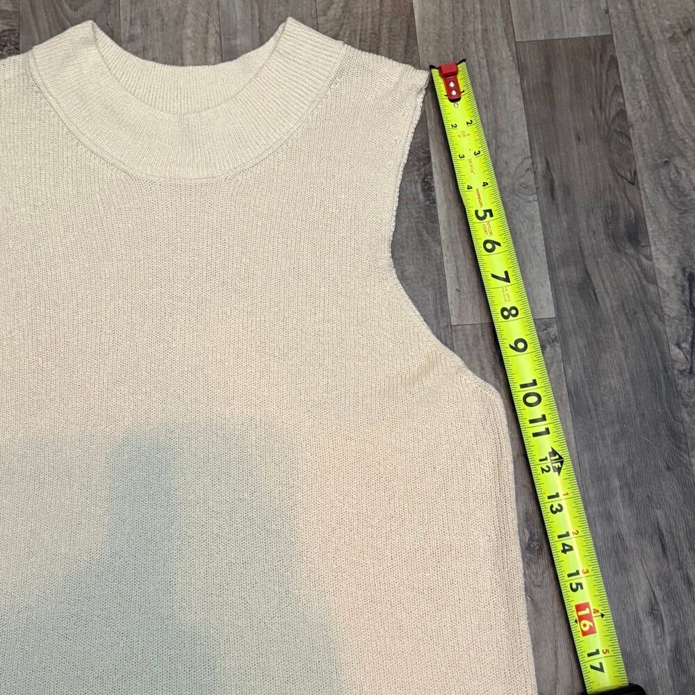 NA-KD Cream Sleeveless Straight Fine Knit Sweater Vest Top - Size M - Picture 4 of 6